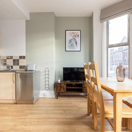The Battersea Collection Apartment London Bagian luar foto