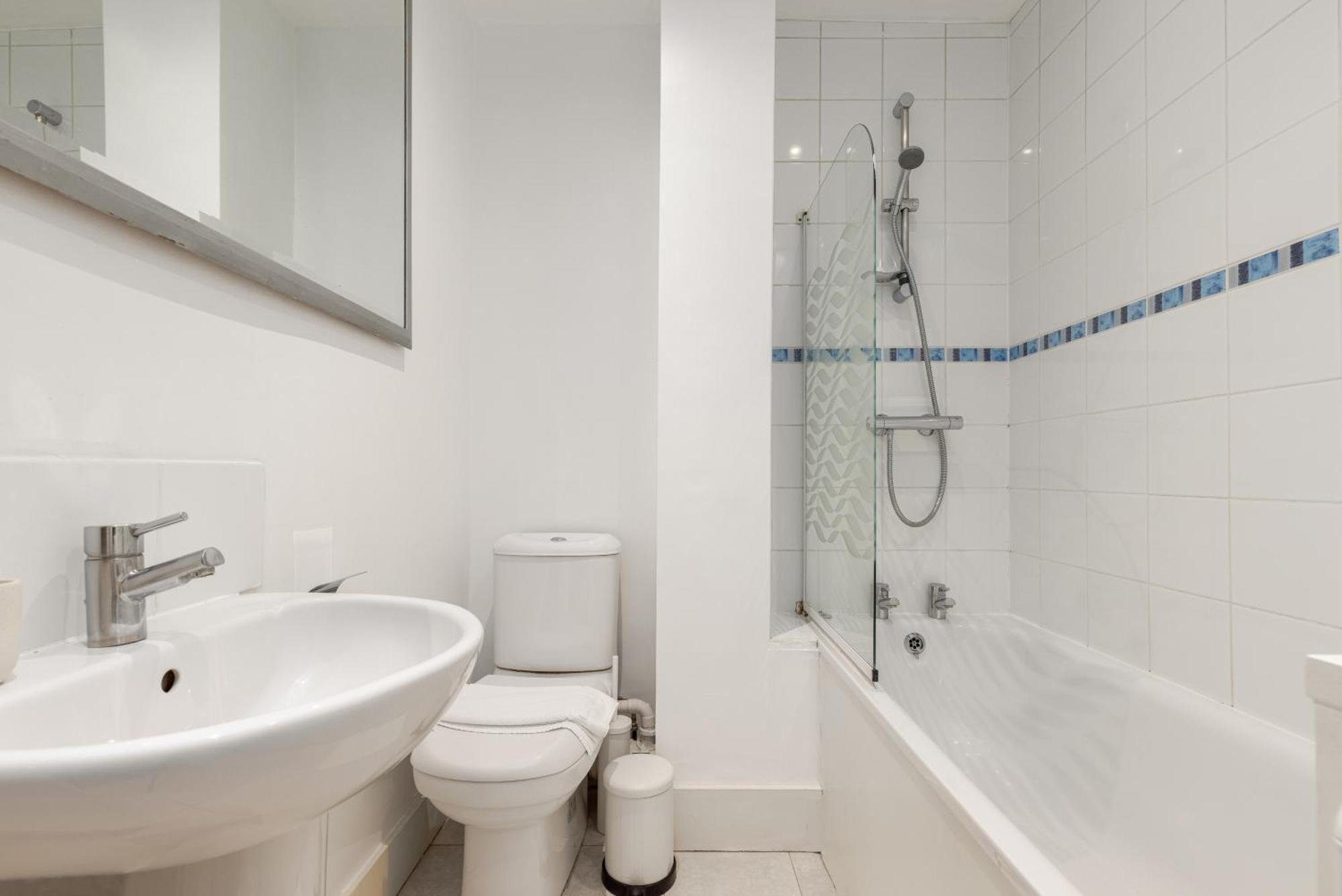 The Battersea Collection Apartment London Bagian luar foto